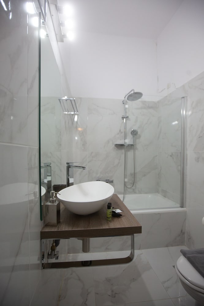 Cavallari Palace Hotel Suites 45/48