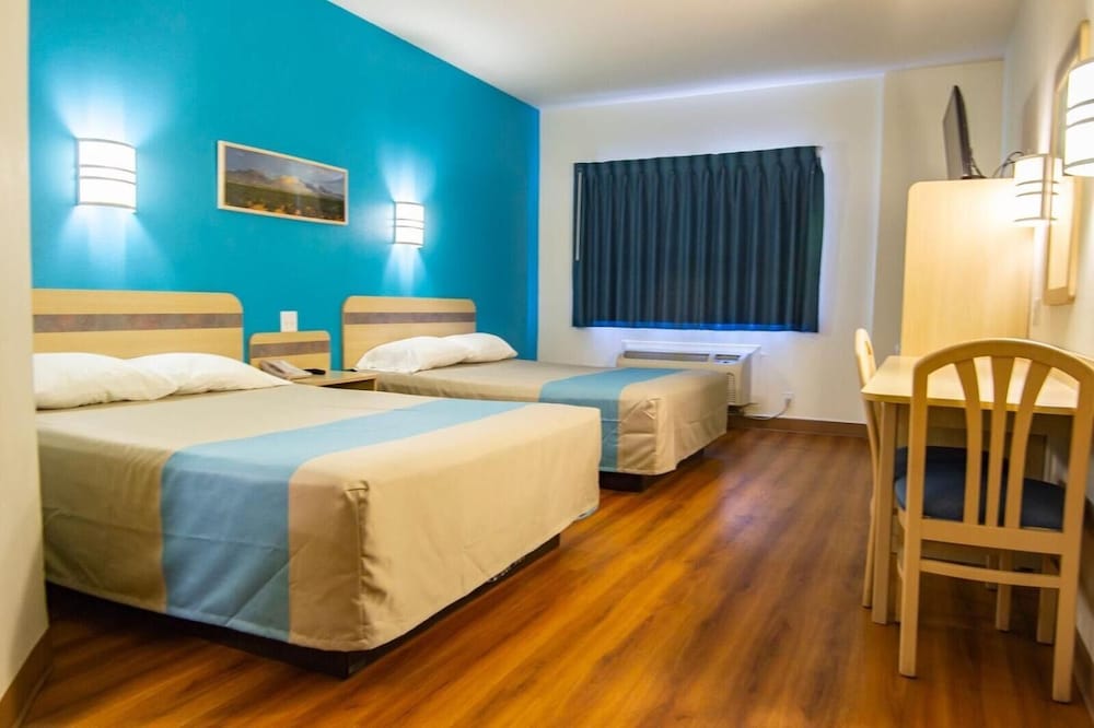 Motel6 Las Cruces, NM - Telshor 16/45