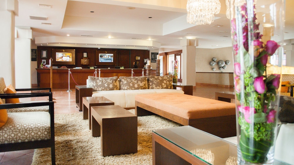 Hotel Coral And Marina 12/68
