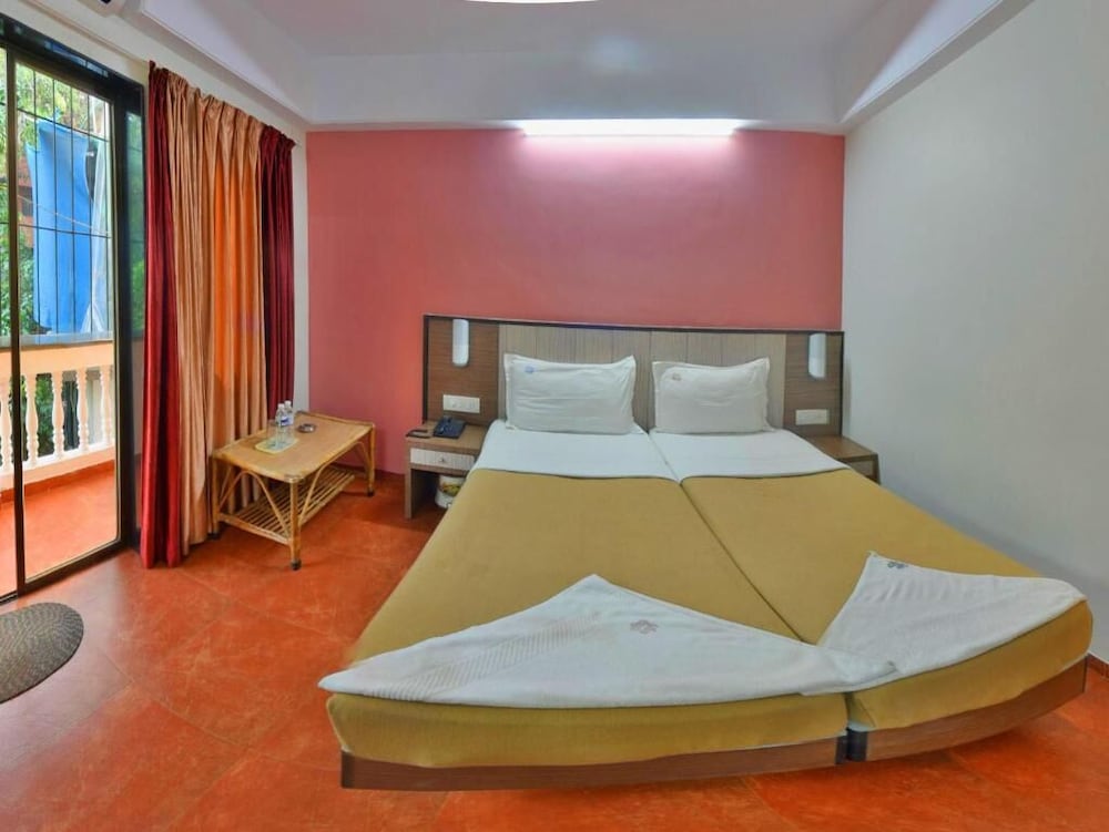 Viva Baga Hotel 9/25