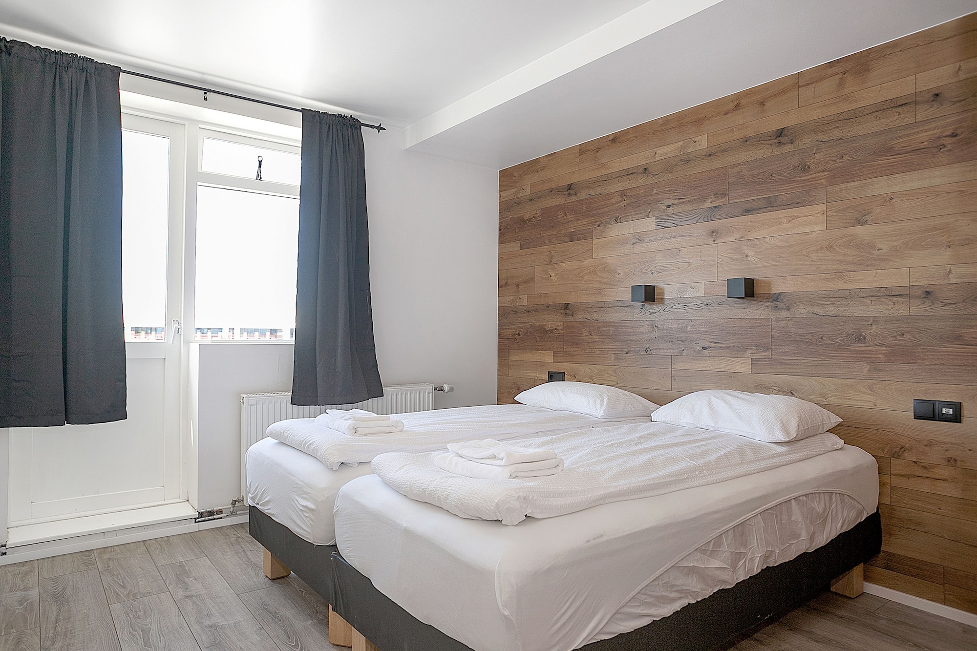 2 BEDROOMS, APARTMENT