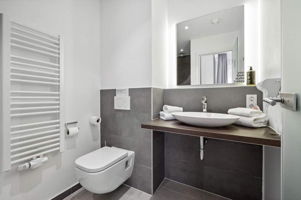 limehome Munich Fritz-Erler Str. 49/50