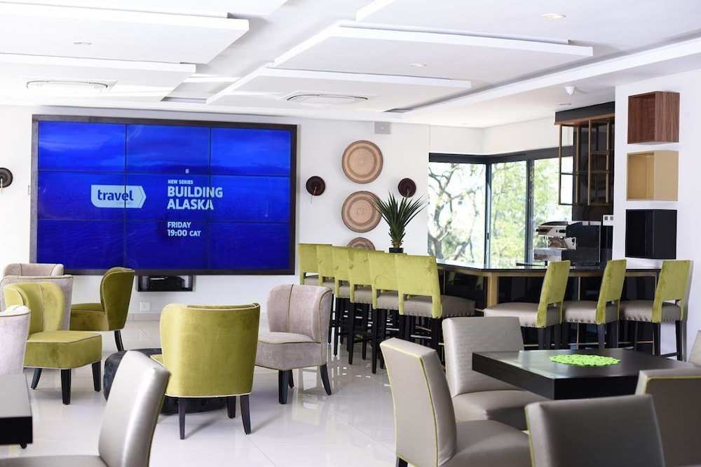 Aloe Lifestyle Hotel 32/39