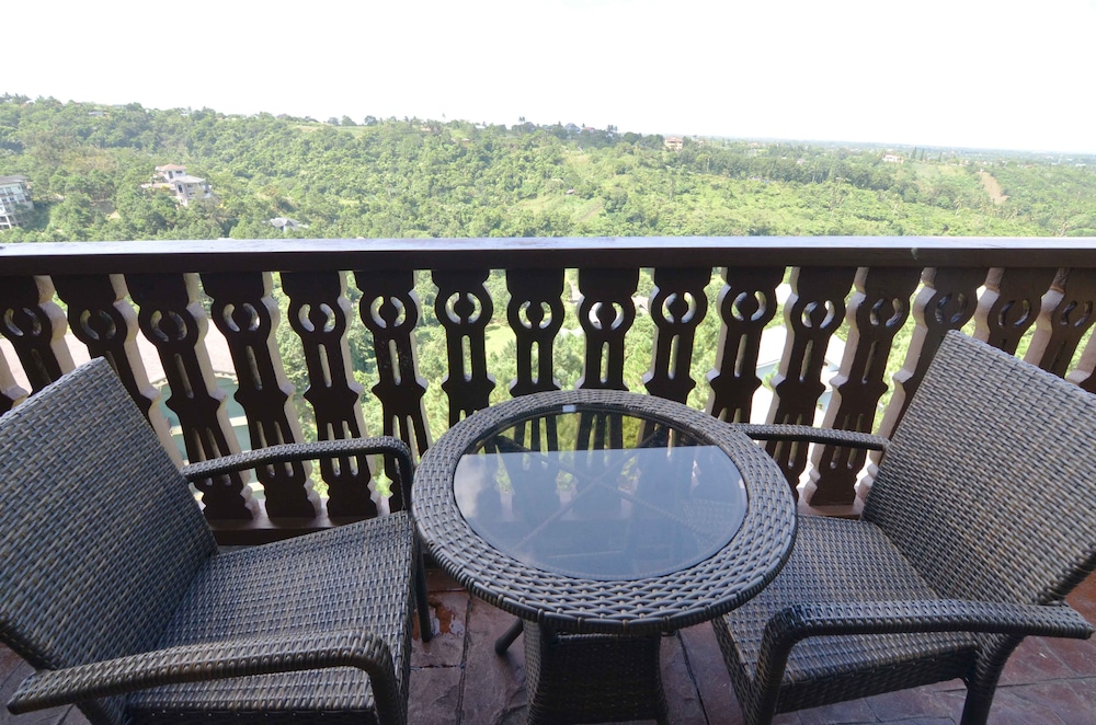 Crosswinds Resort Suites 31/50