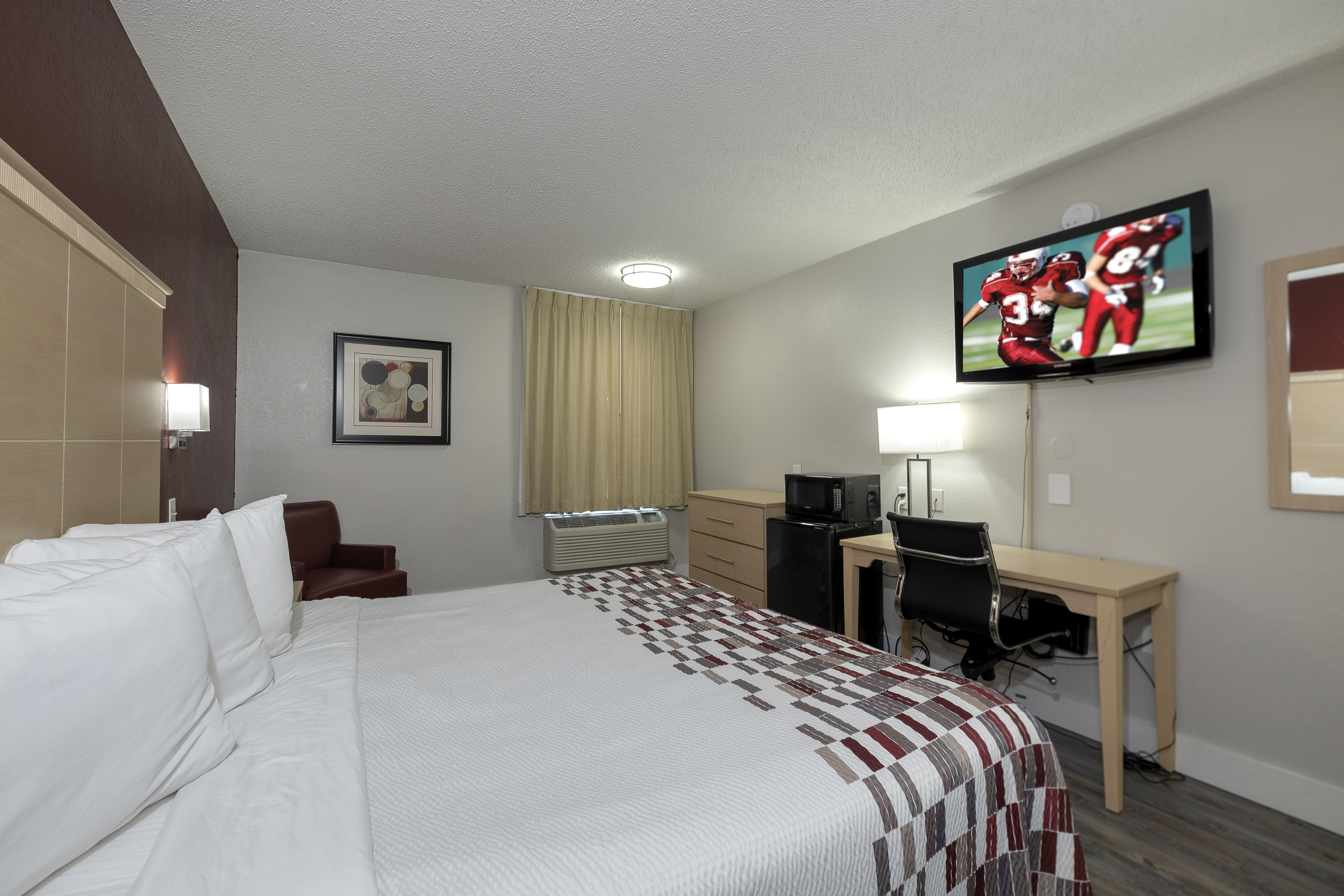 SUPERIOR, KING BED