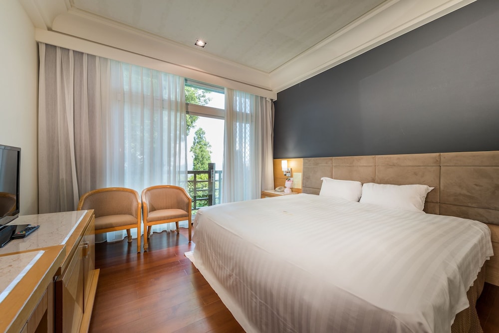 CLASSIC, DOUBLE OR TWIN BED