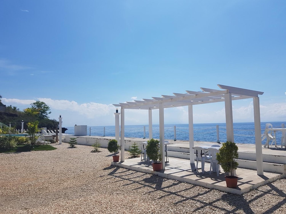 Seascape Resort Oslob 60/66
