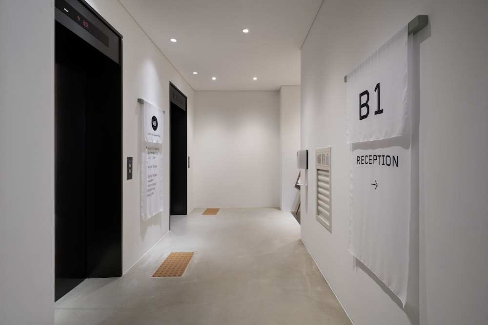 Hotel Anteroom Seoul 23/36