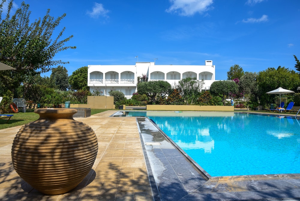 Mantenia Hotel 42/50