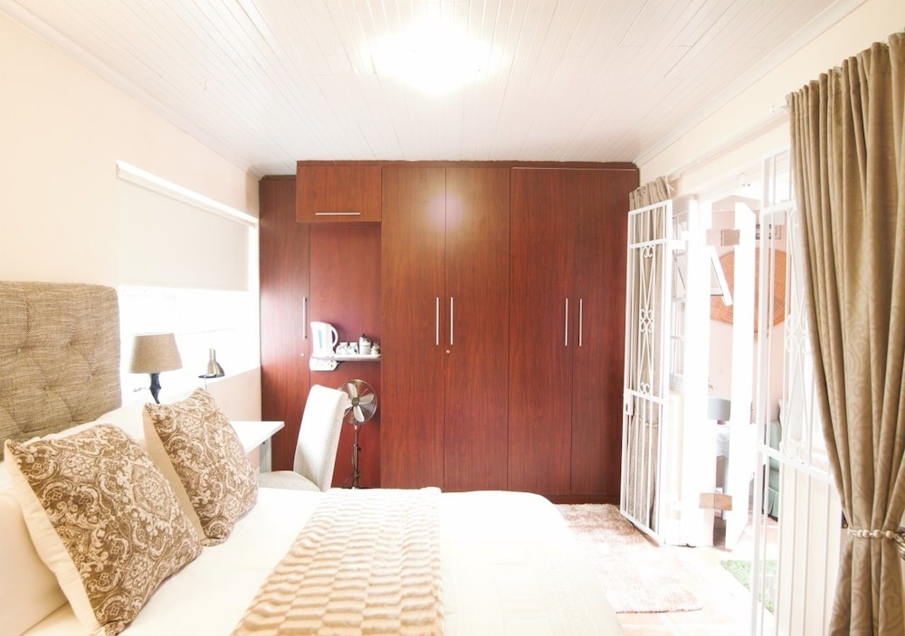 Inn Style Guesthouse 14/50