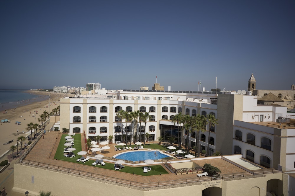 Duque de Najera Hotel 6/106