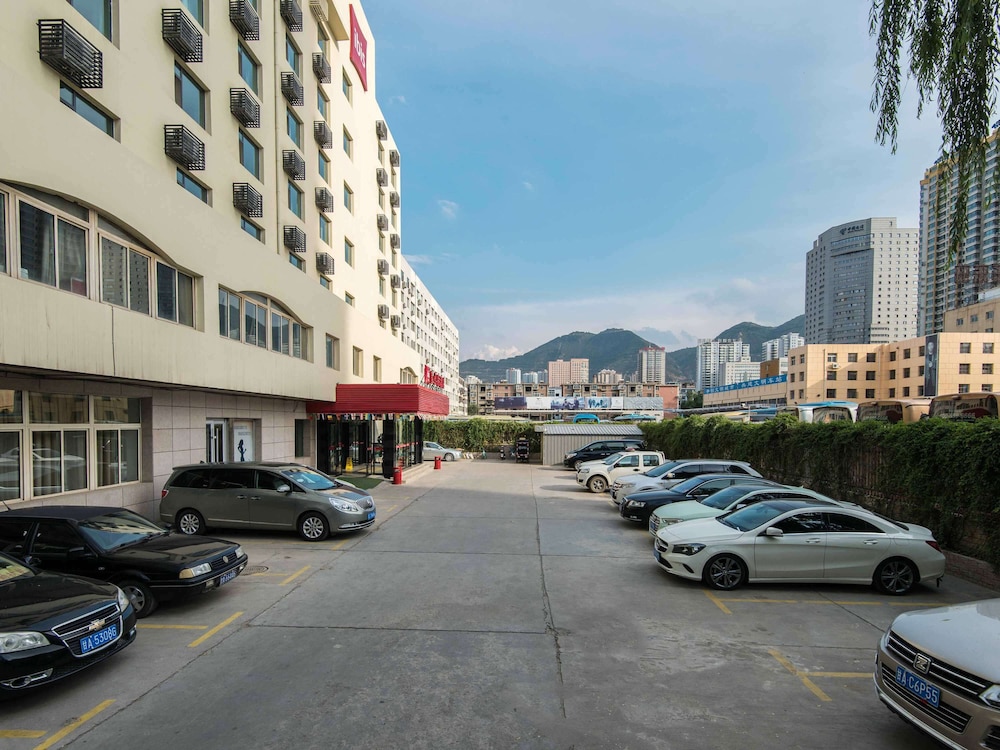 Ibis Lanzhou Dongfanghong Plaza Hotel 64/69