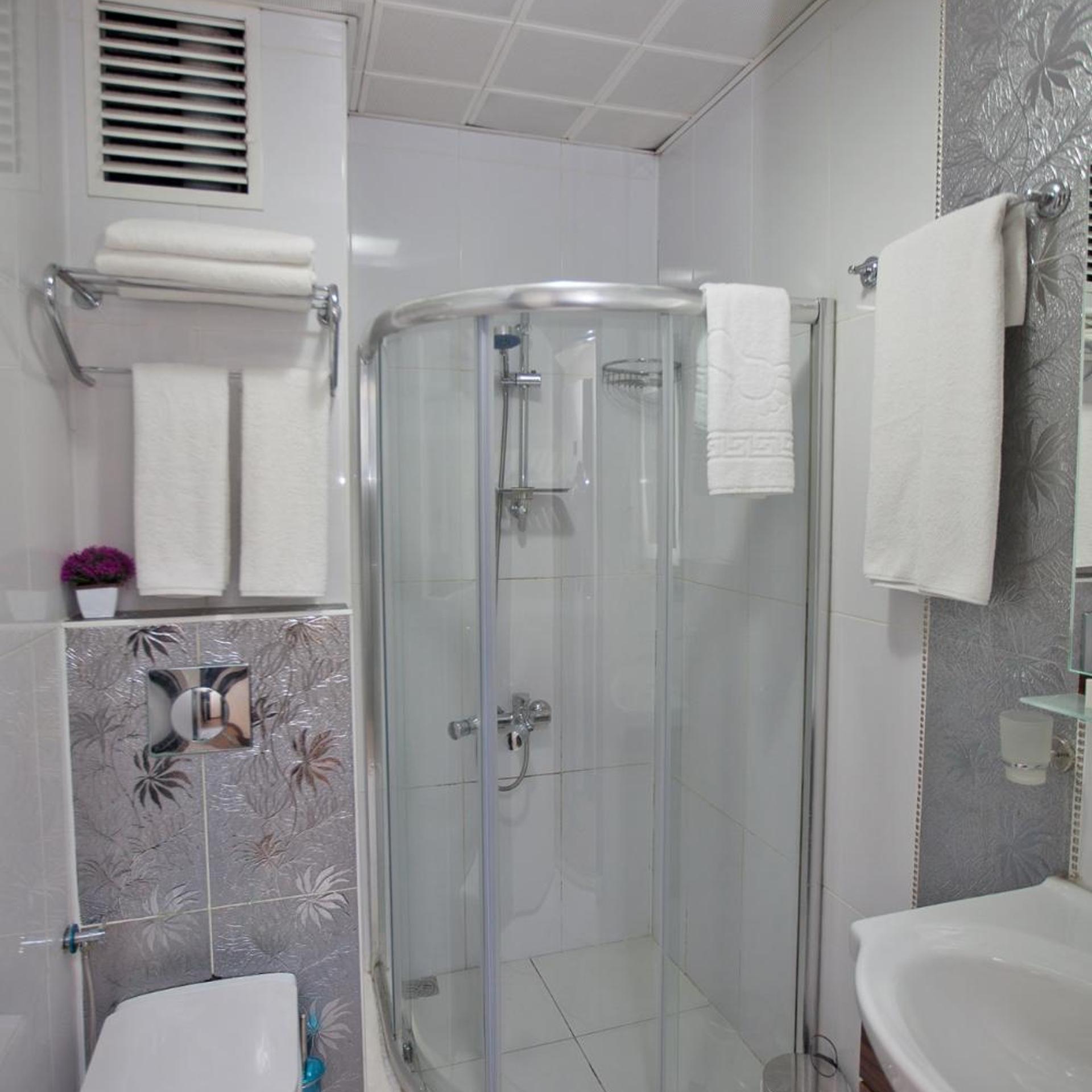 BULVAR HOTEL 44/50