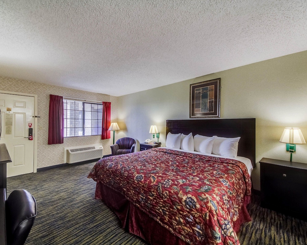 Econo Lodge Falfurrias 14/31