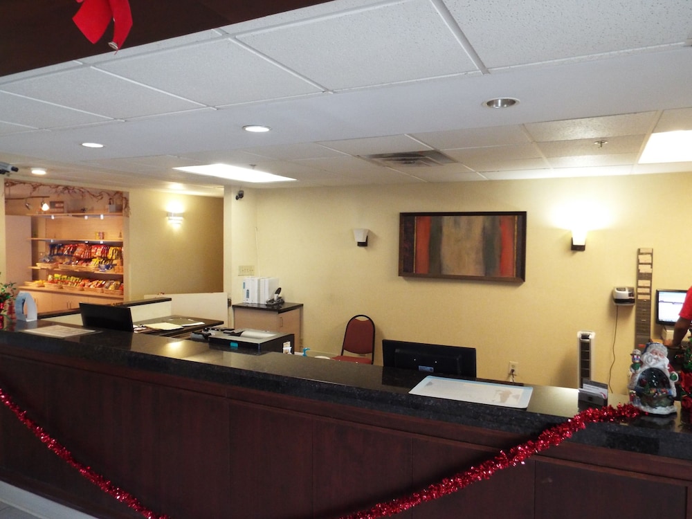 Quality Suites Atlanta Airport East GA 7/43