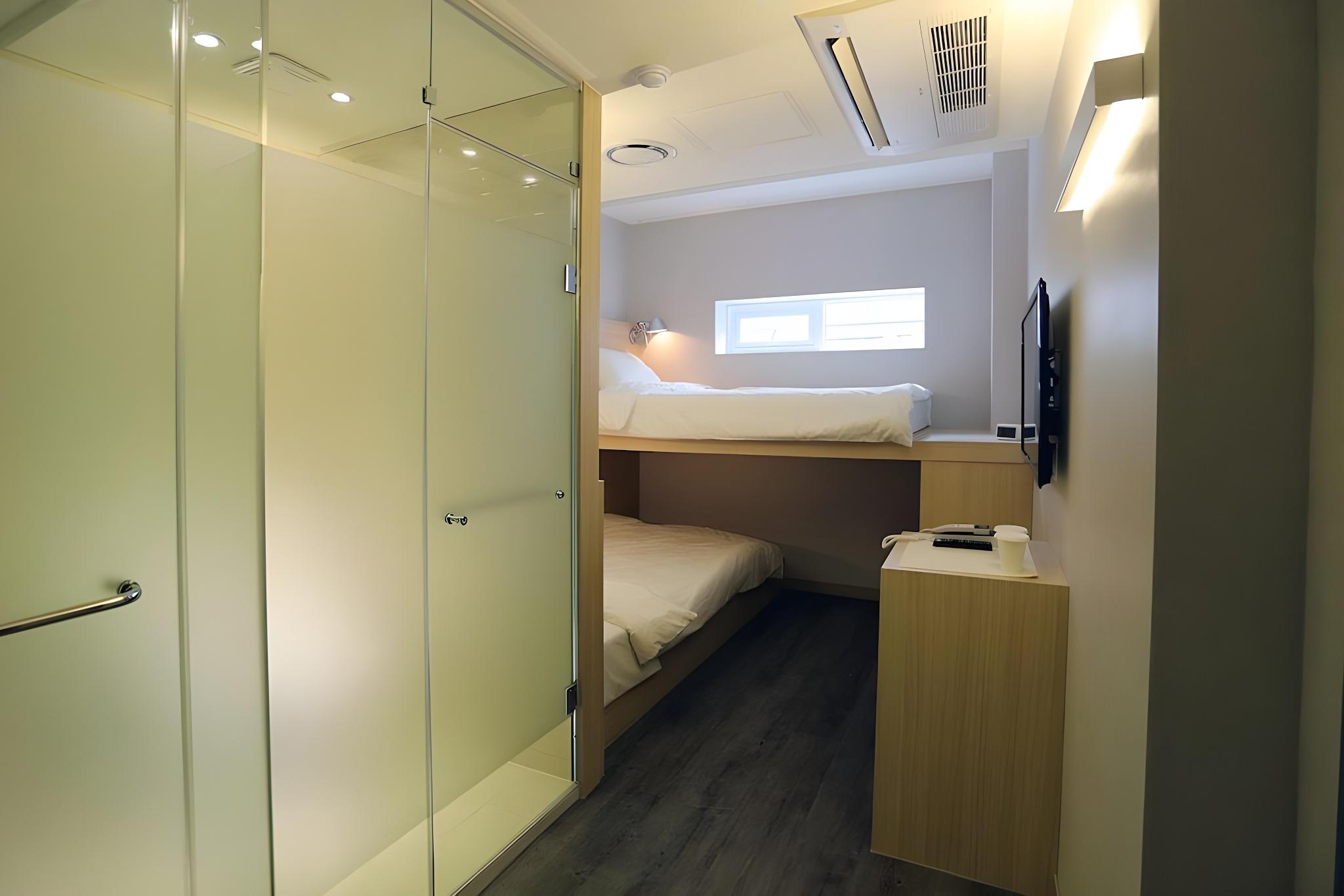 Semi Room, Duplex, Twin Beds, Bunk Bed