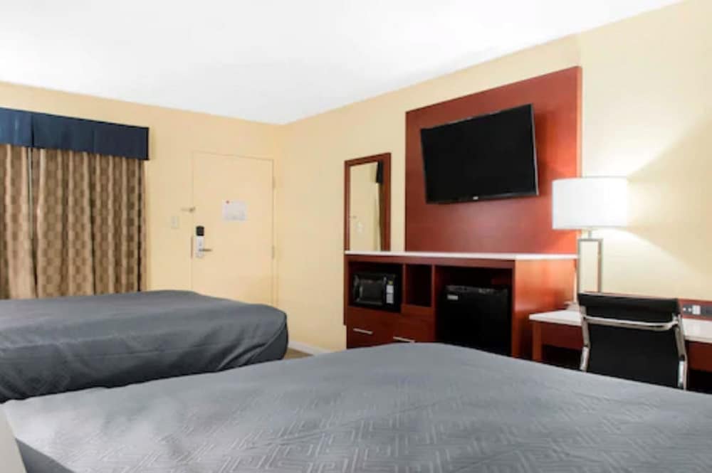 Escape Inn Hershey 14/25