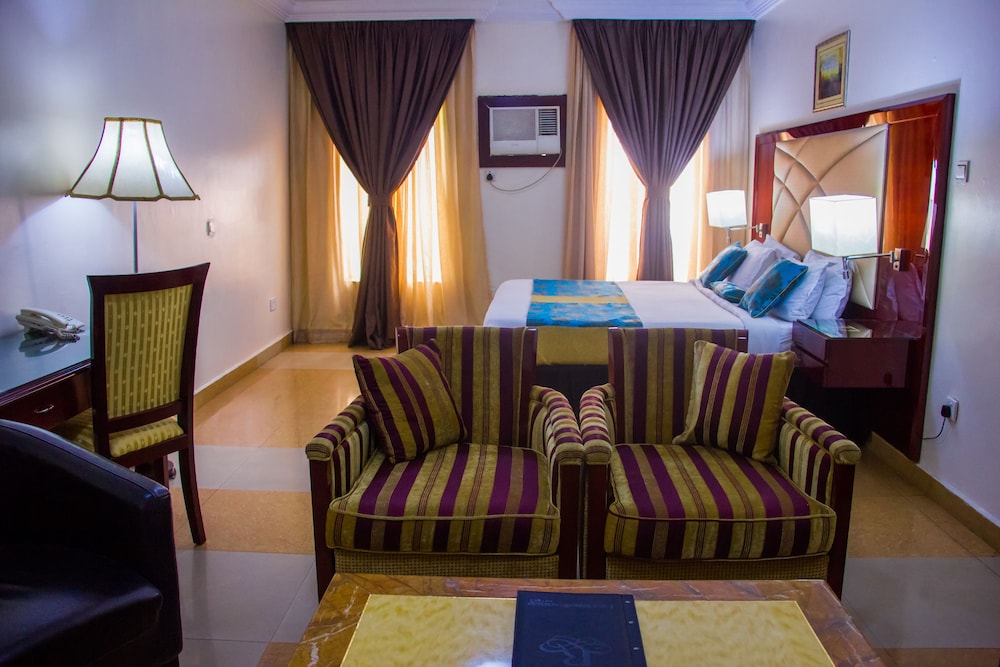 De Rembrandt Hotel Suites 36/72