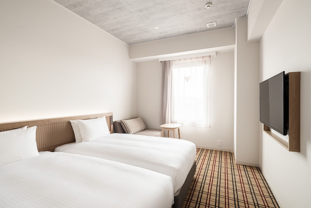 DELUXE, TWIN BEDS