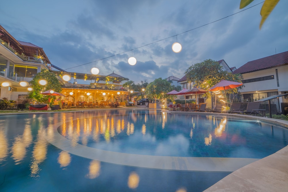 Grand Kesambi Resort and Villa 109/111