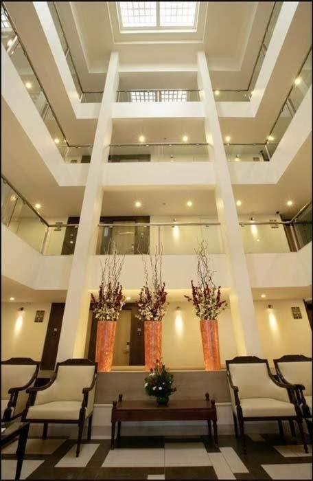 Hotel Utsav Deluxe 2/23