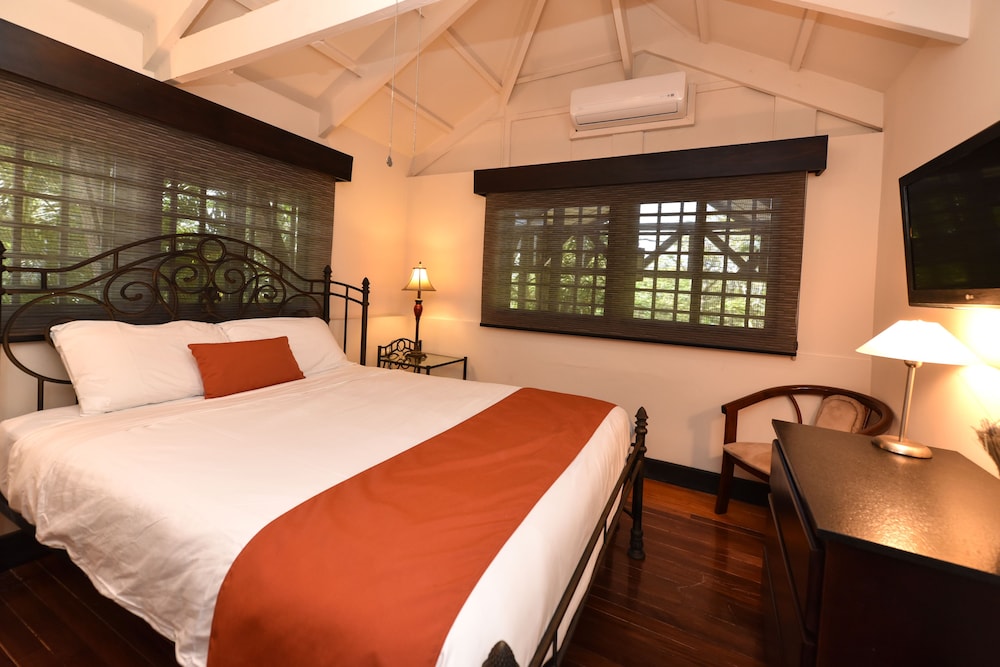 Tulemar Resort 53/77