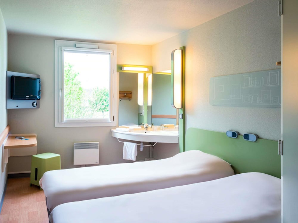 Ibis Budget Poitiers Nord Futuroscope 29/71