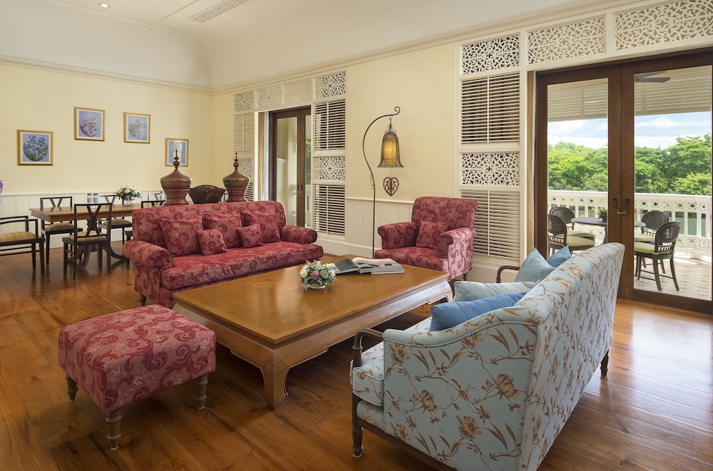 Dheva Mantra Resort 34/72