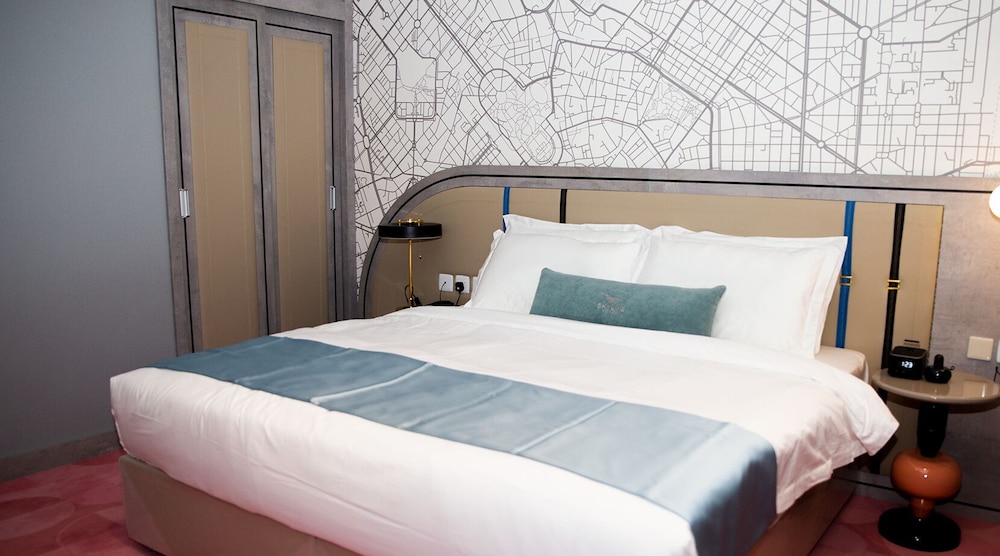 CLASSIC, DOUBLE BED