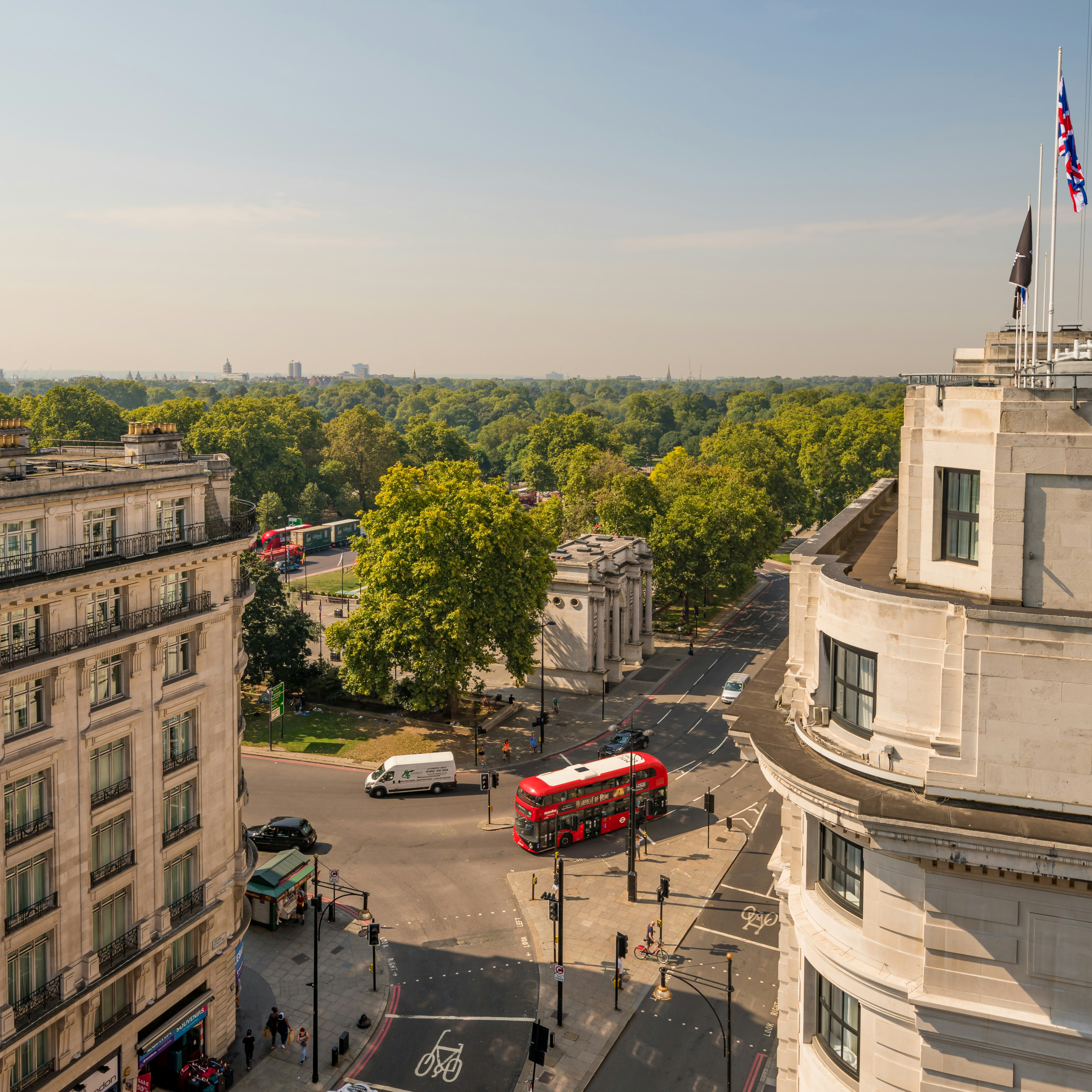 The Marble Arch Hotel, by Thistle 82/83