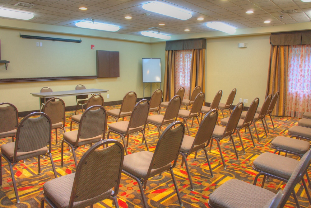 Wingate by Wyndham Steubenville 23/31