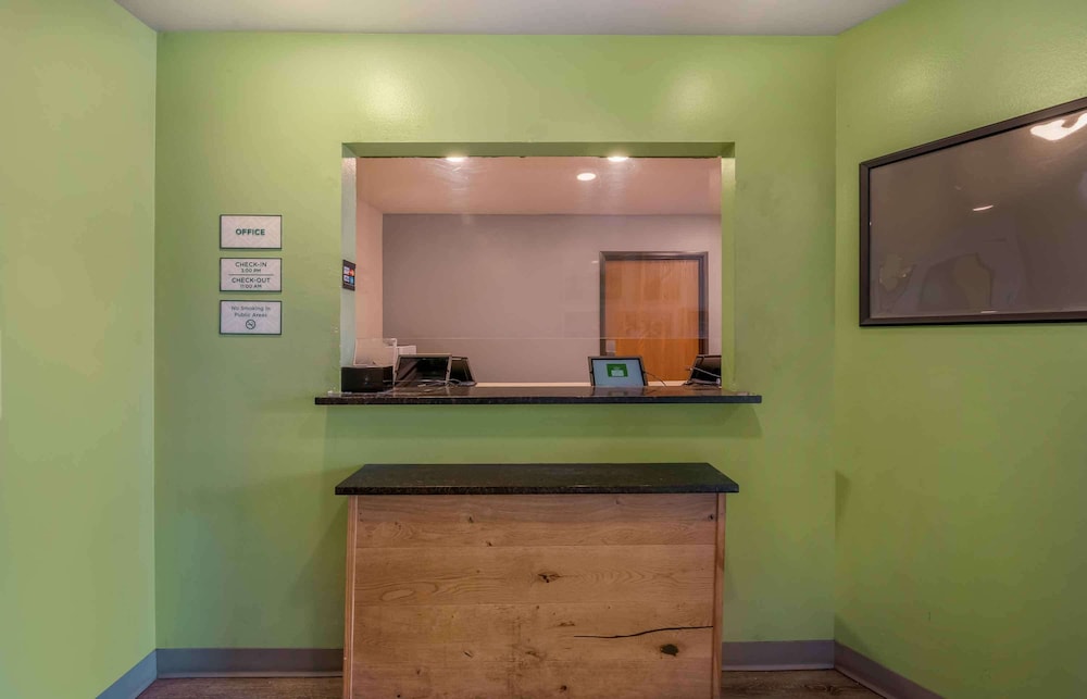 Woodspring Suites Springdale 5/30