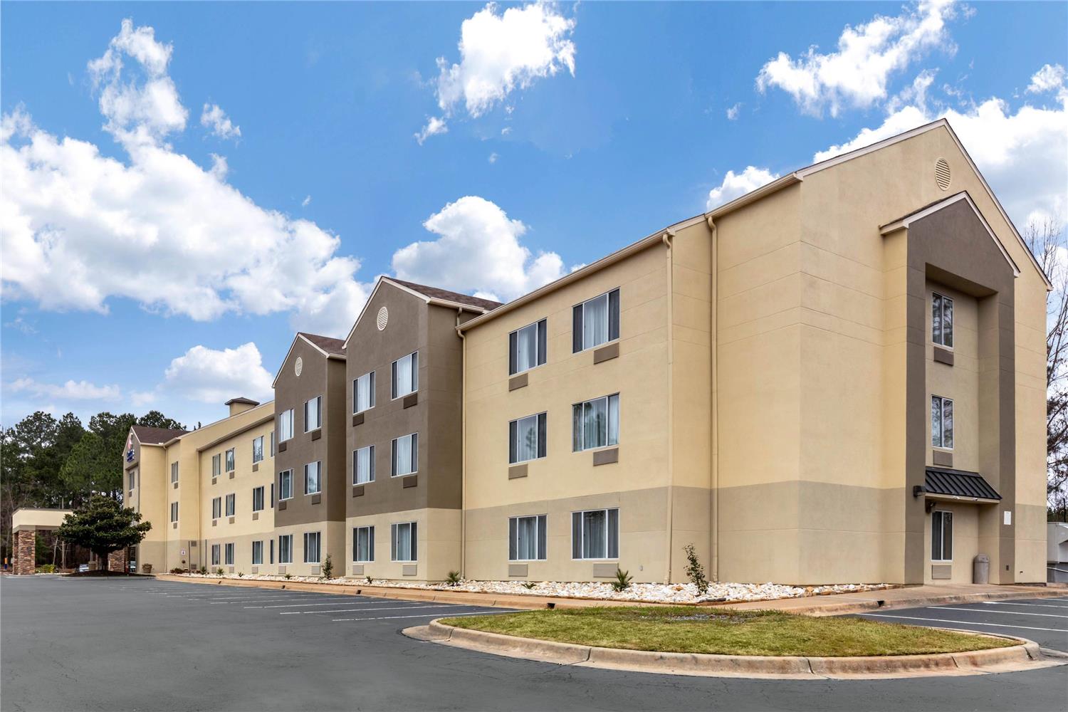 Comfort Inn and Suites Montgomery East Carmichael Rd 6/54