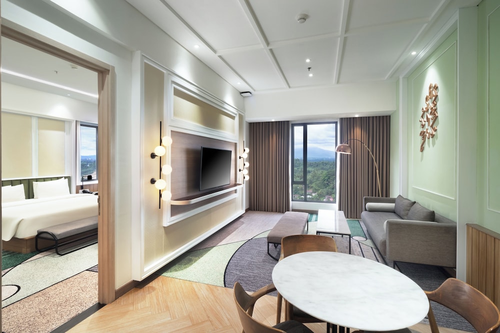 Luwansa Hotel and Convention Center 32/50