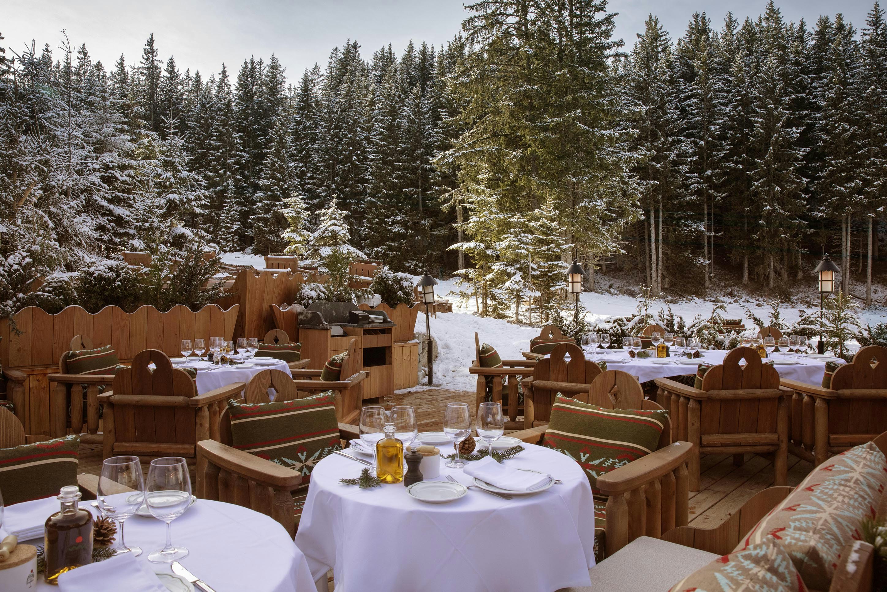 Hotel Barriere Les Neiges 42/50