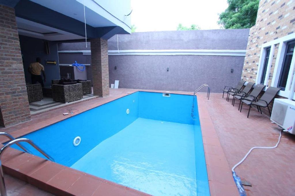 De Gladys Hotel 9/14