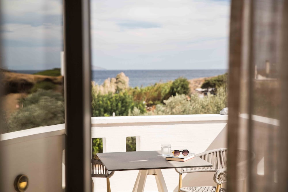 Ostria Inn 29/50