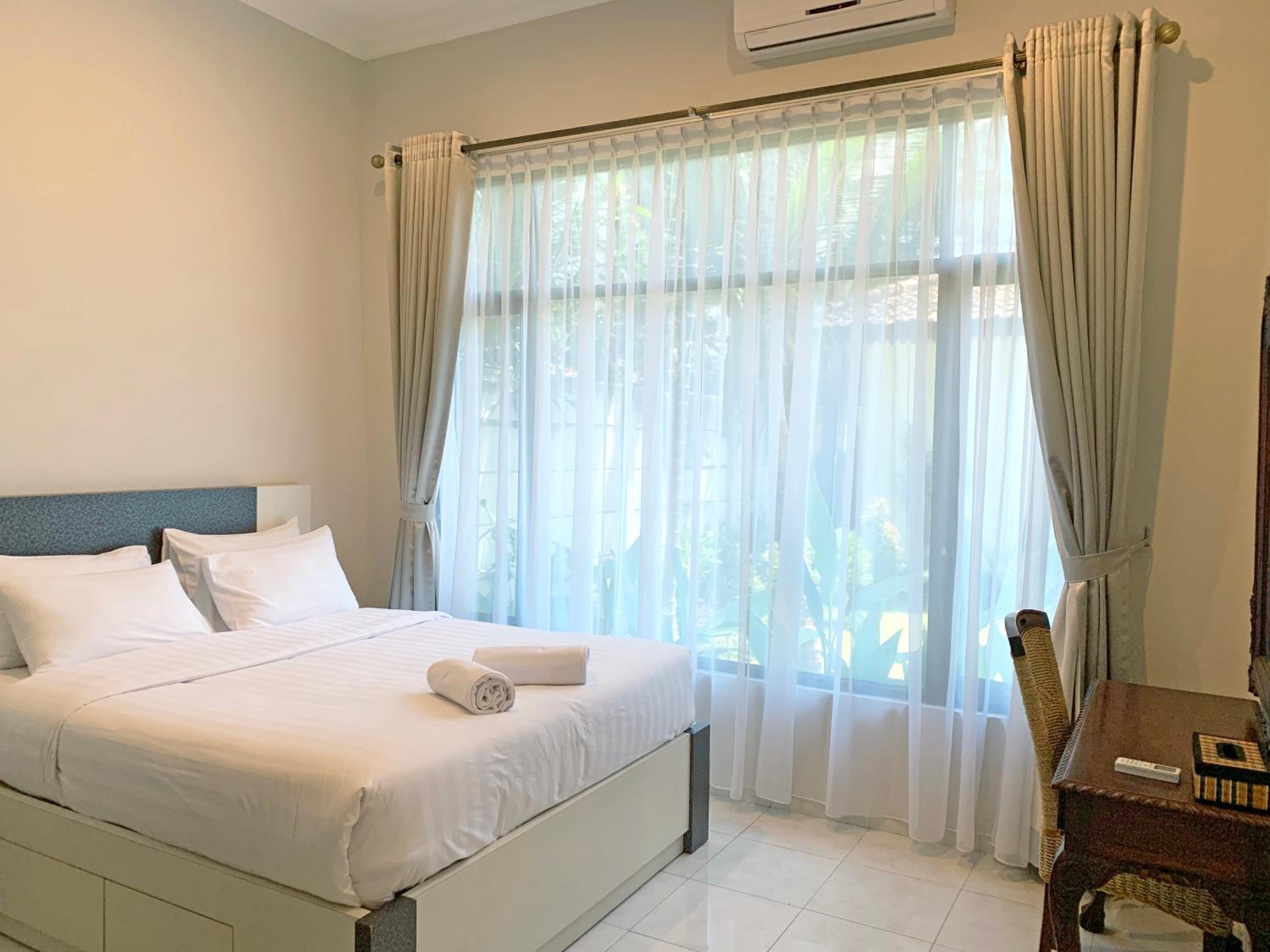 The Nalaya Hotel & Resto 14/49