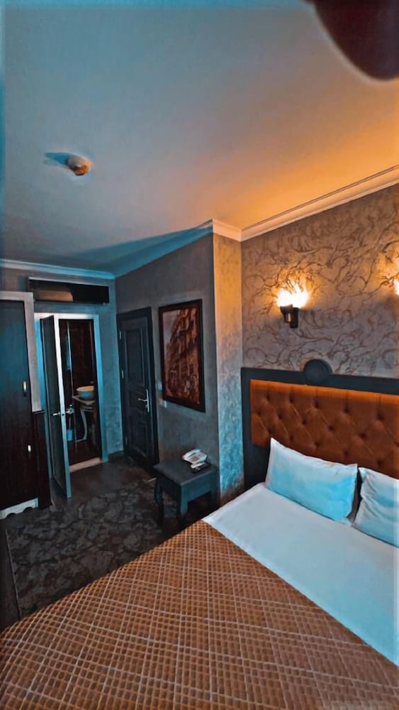 Cuento Hotel 20/62