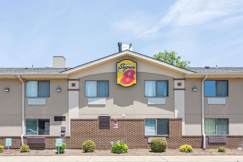Super 8 By Wyndham Hampton 1/24