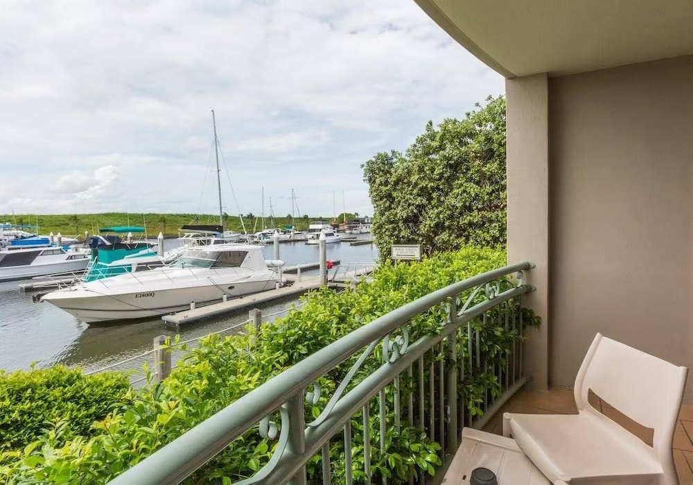 STUDIO, APARTMENT, 2 QUEEN BEDS, WATER FRONT