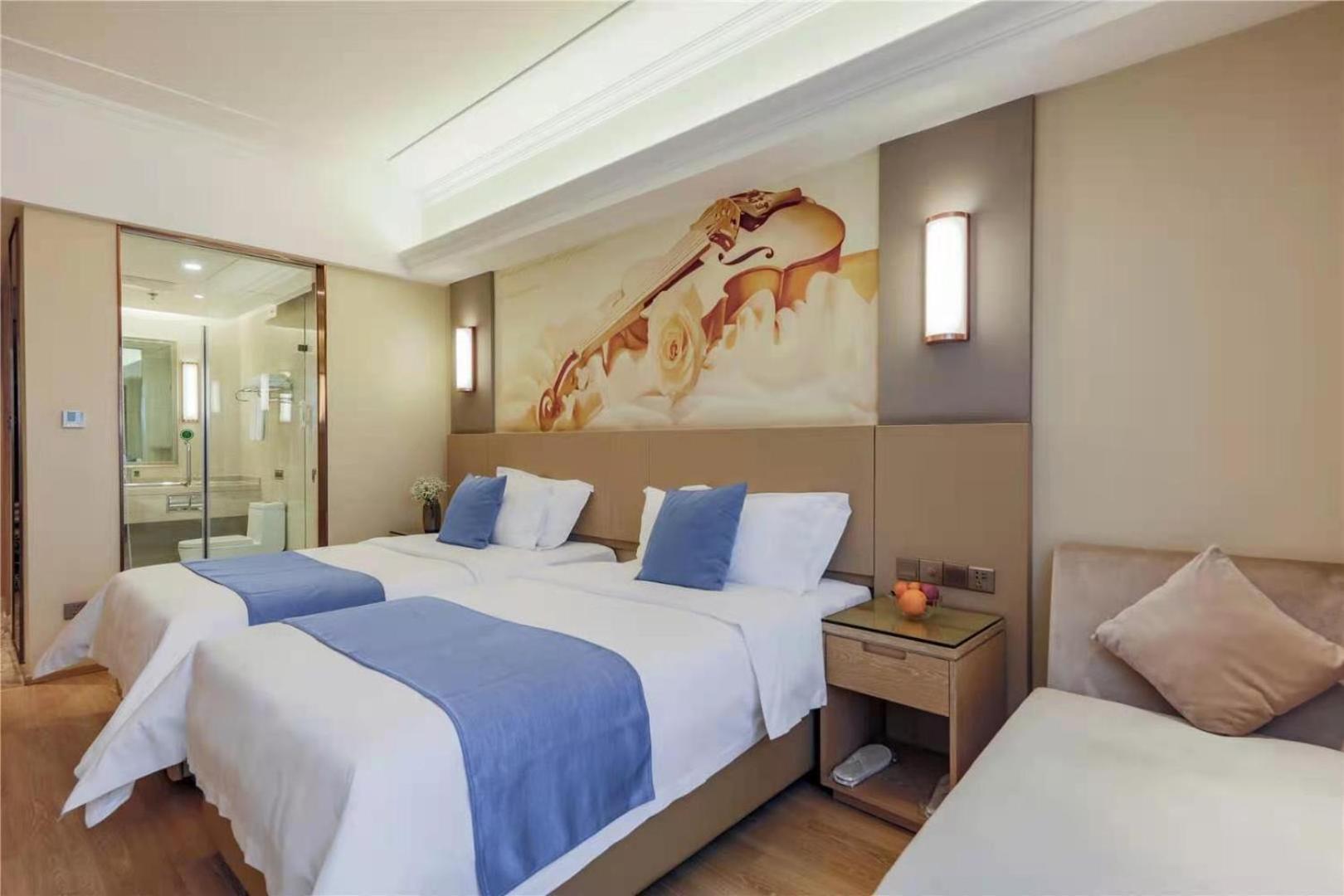 Vienna International Hotel (Chongqing Yubei District Airport) 6/19