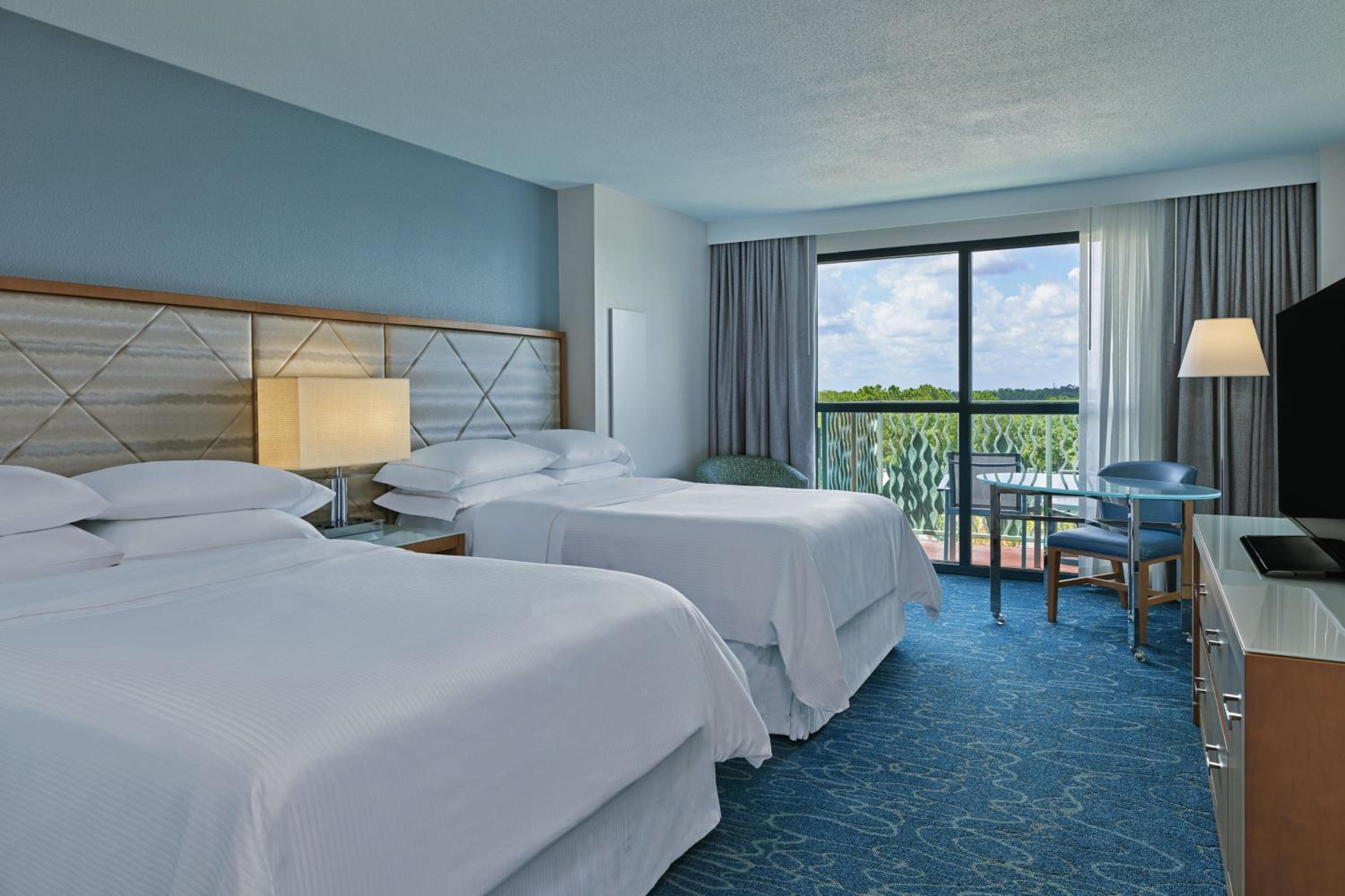 Guest Room, 2 Double Beds, Fireworks View, Resort View, Balcony