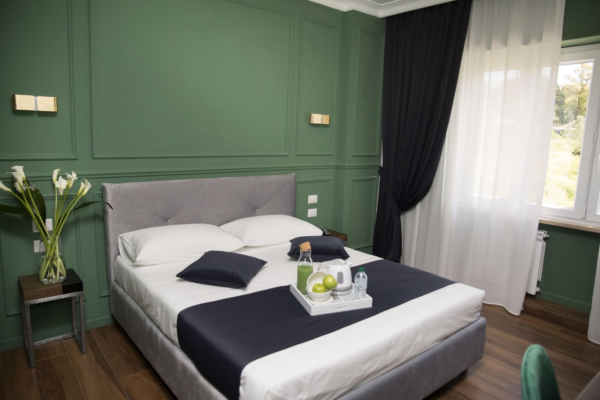 Room, Double Bed