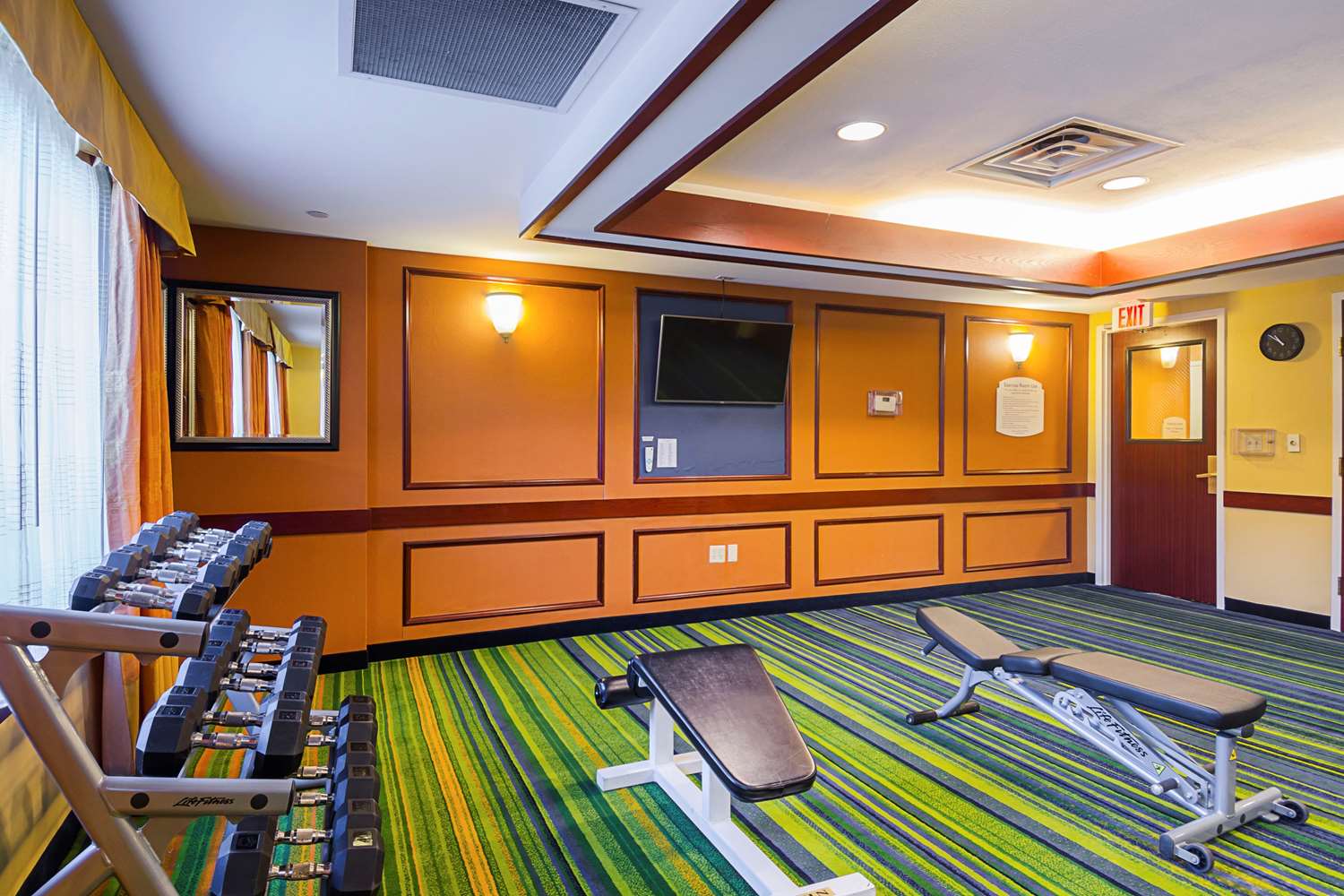 Quality Inn Boston-Revere 10/17