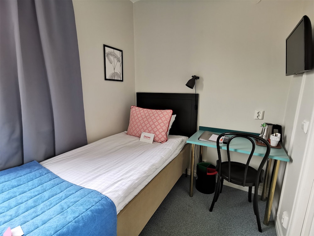 Economy, Single, Single Bed
