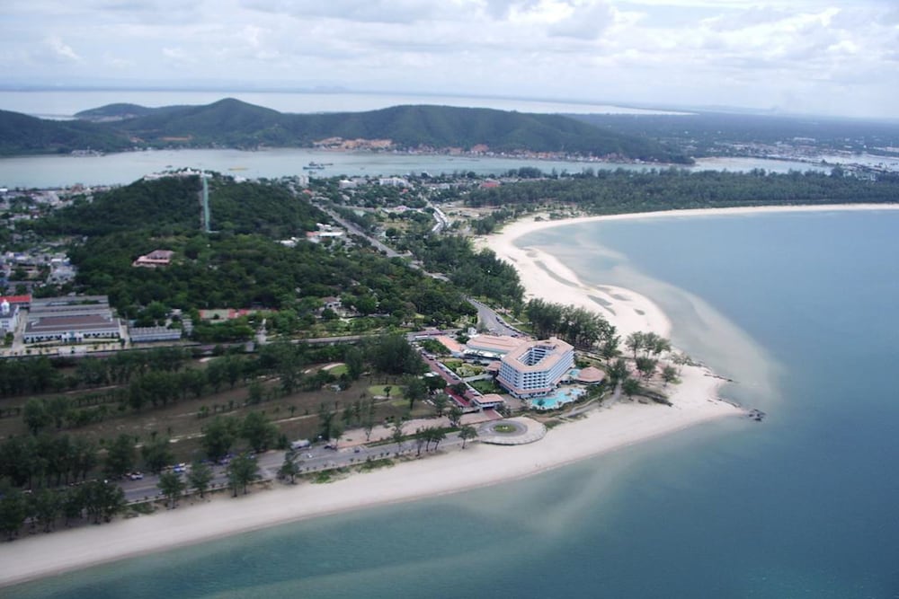 Bp Samila Beach Hotel & Resort 33/37