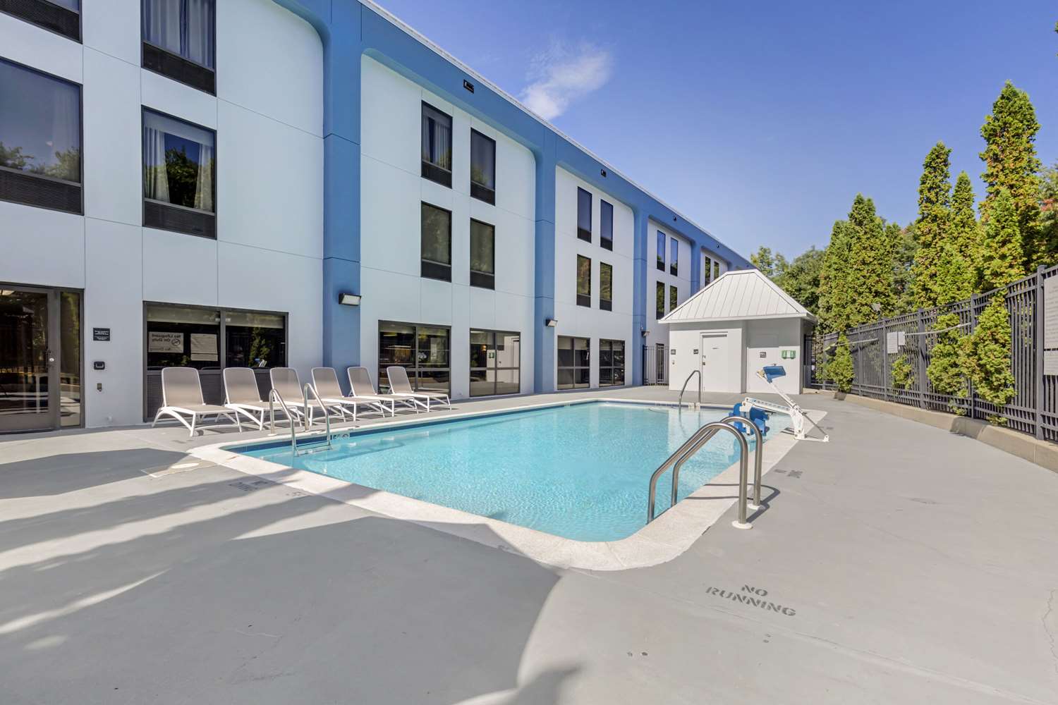 Comfort Inn Laurel - Fort Meade 31/31