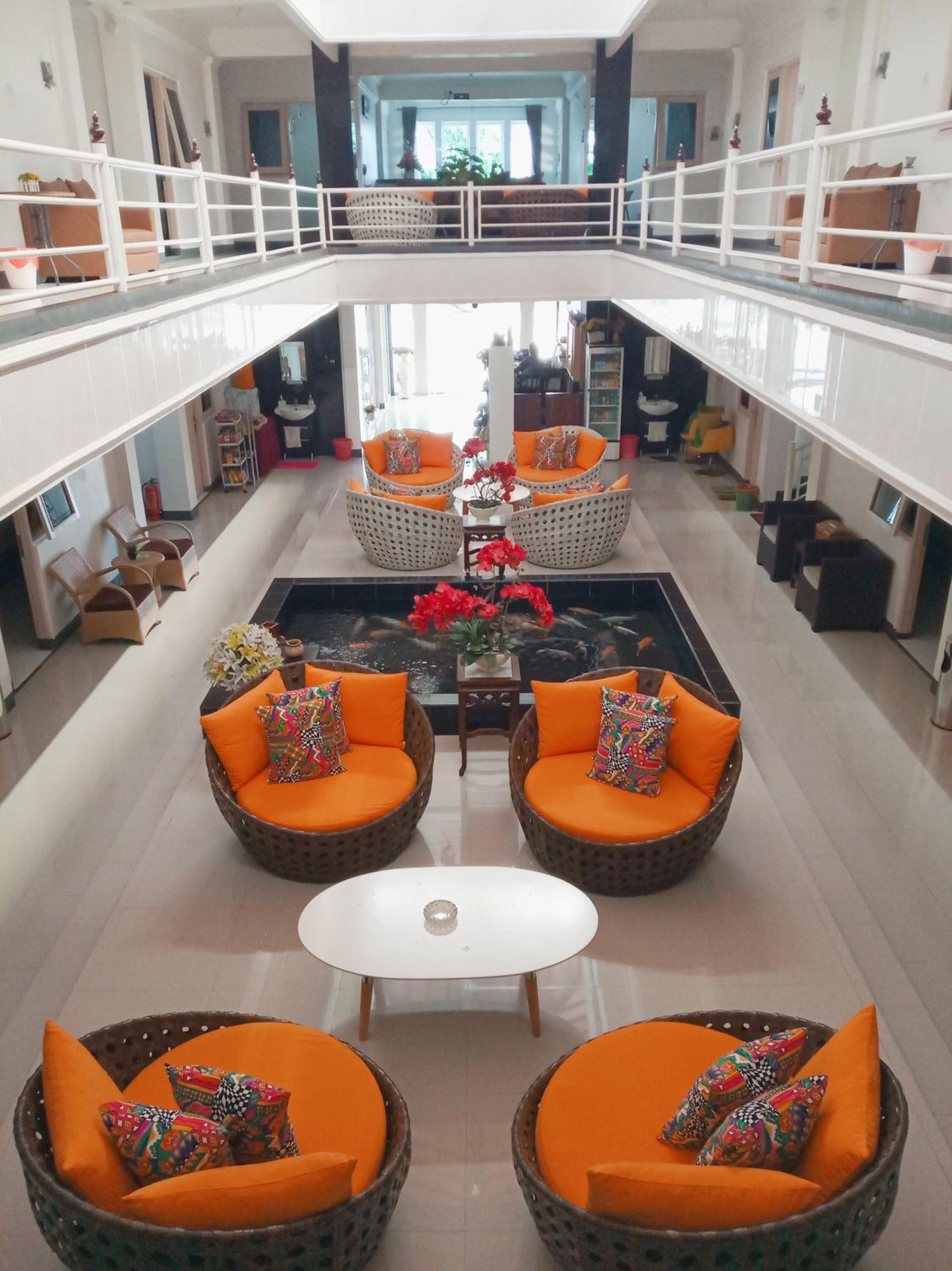 Gading Guest House 34/36