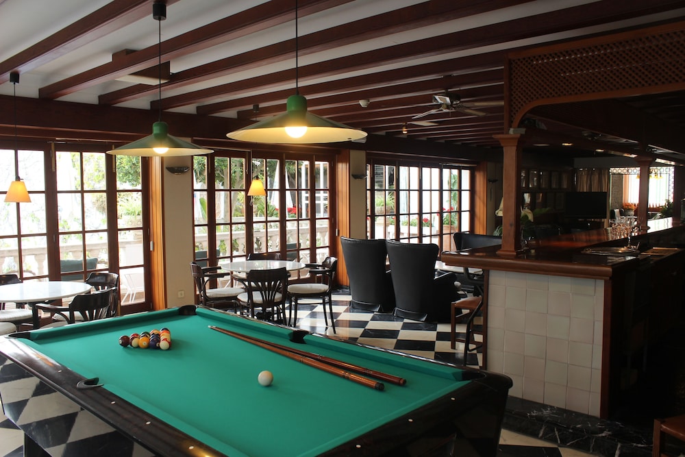 HOSTAL CAS BOMBU 45/56